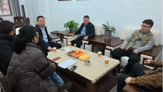 春风送暖意——娄底市经开区有关领导一行走访鼎锋金属科技有限公司